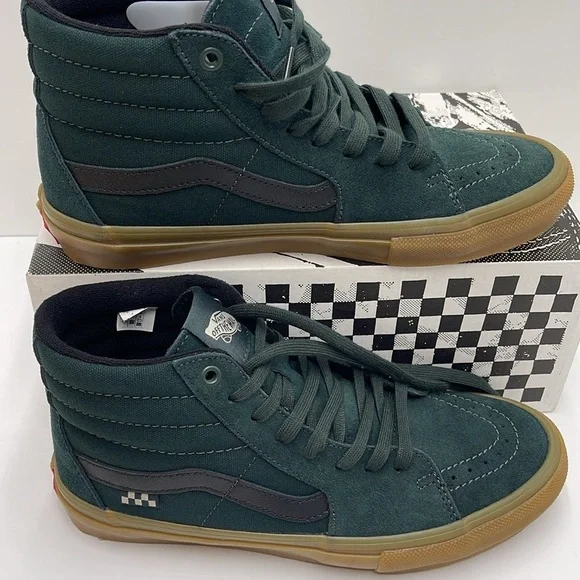 Vans Men’s Skate Sk8-Hi Green/Gum
VN0A2Z3317P
Sneakers - Picture 2 of 16